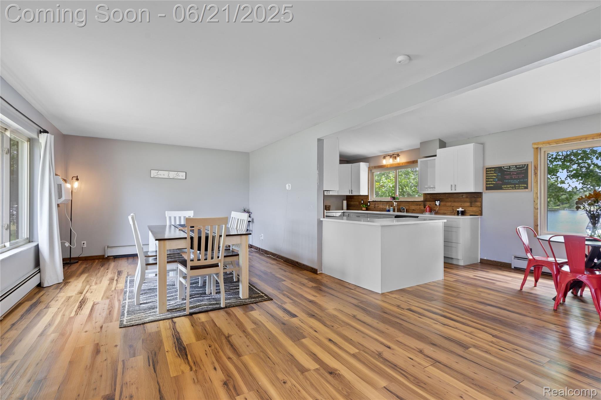 527 Tanview Drive