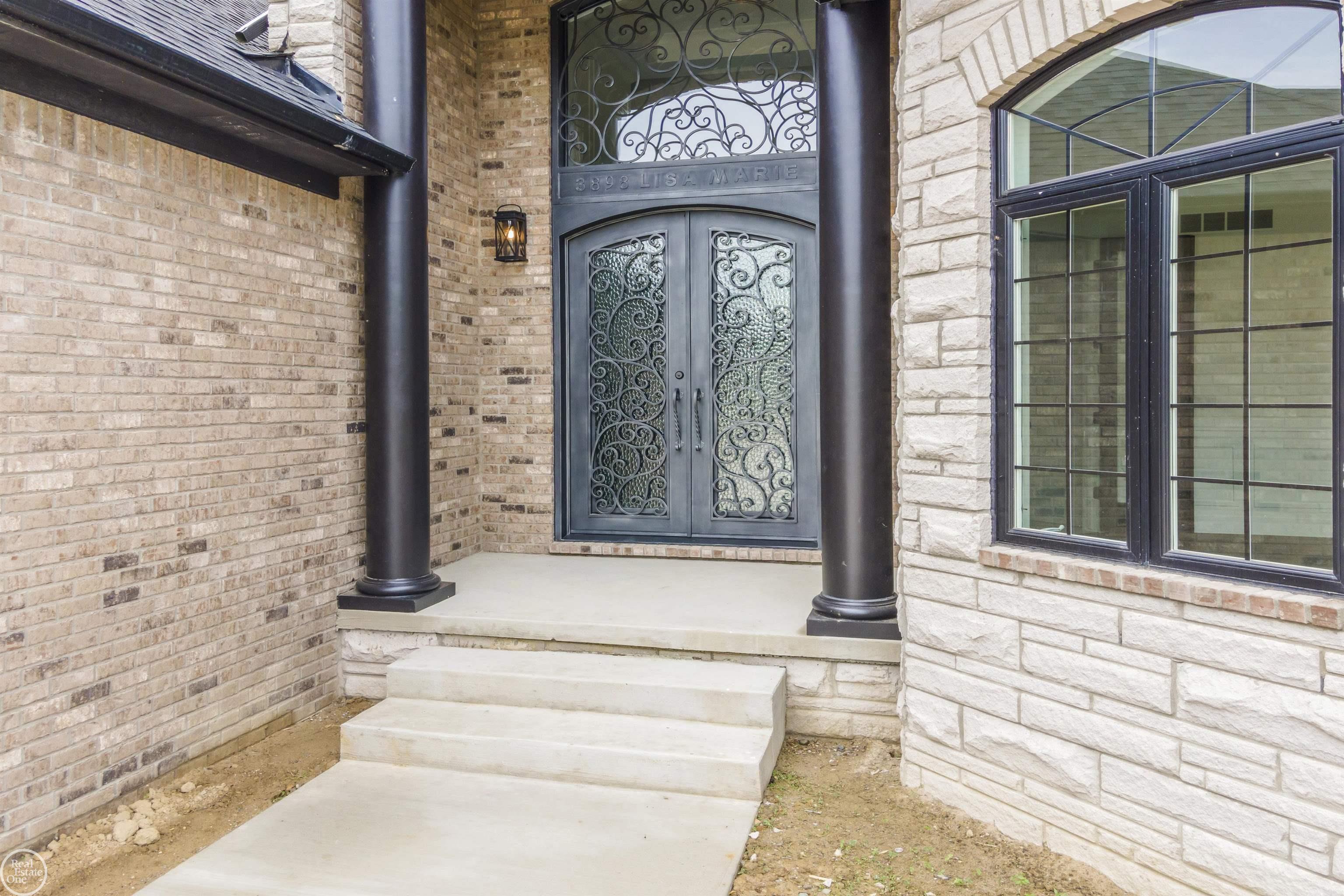 51557 Forster Lane