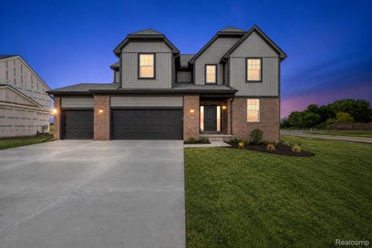 28325 Nadia Lane Chesterfield Township MI 48047
