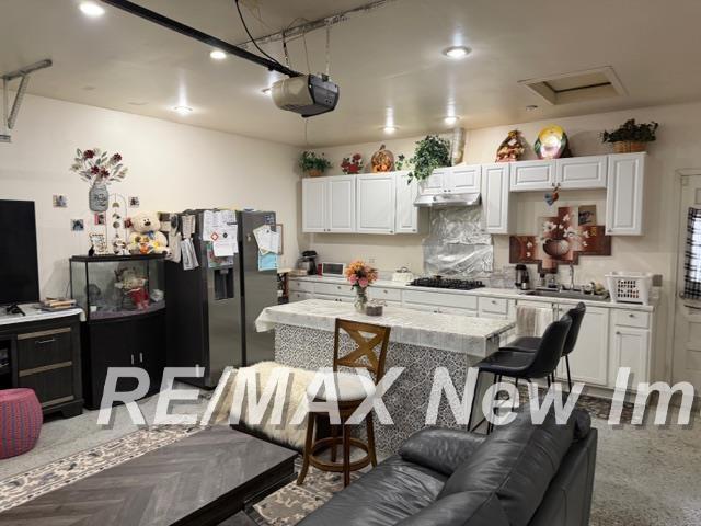 1229 MICHIGAN Avenue