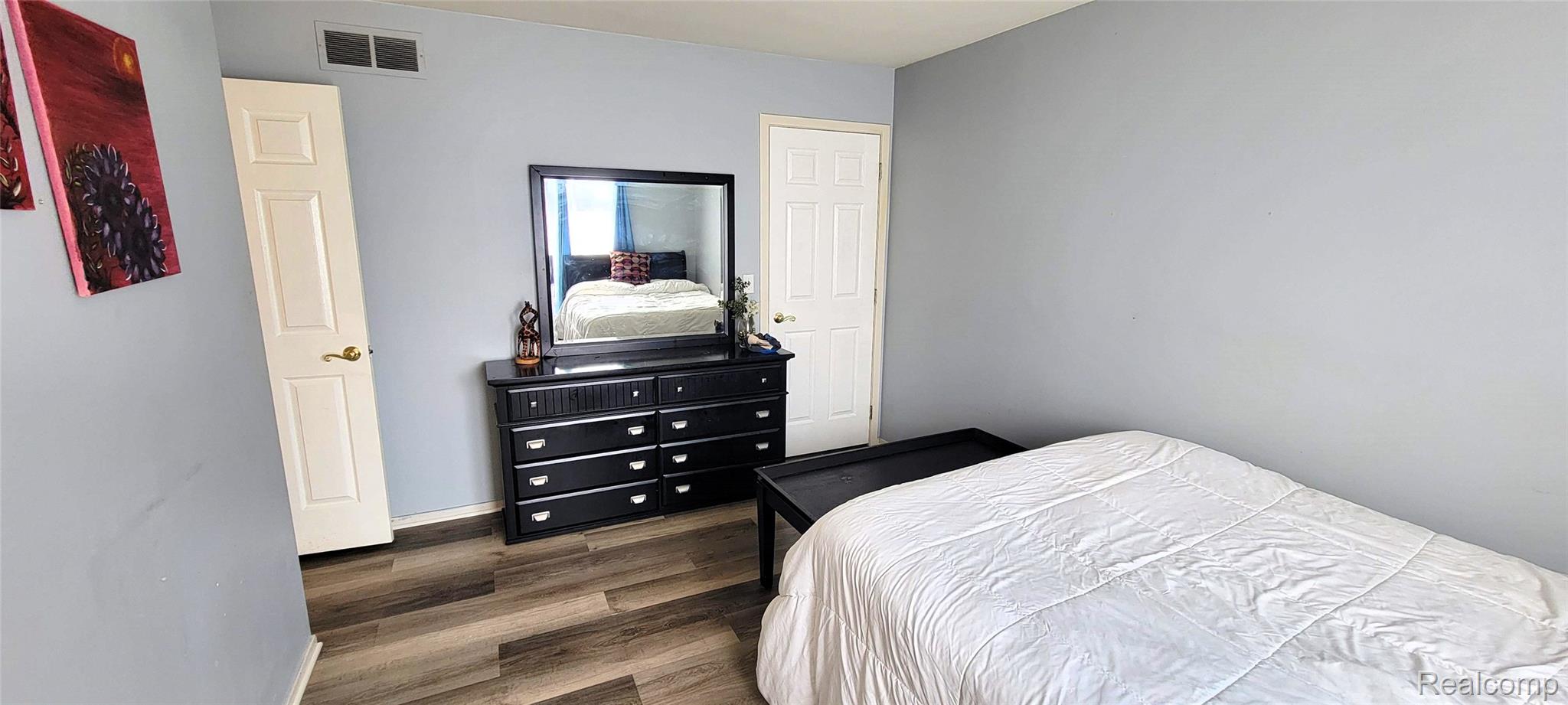 Grand Blanc City, Michigan 48439, United States, 3 Bedrooms Bedrooms, ,3 BathroomsBathrooms,Residential,Active,203576