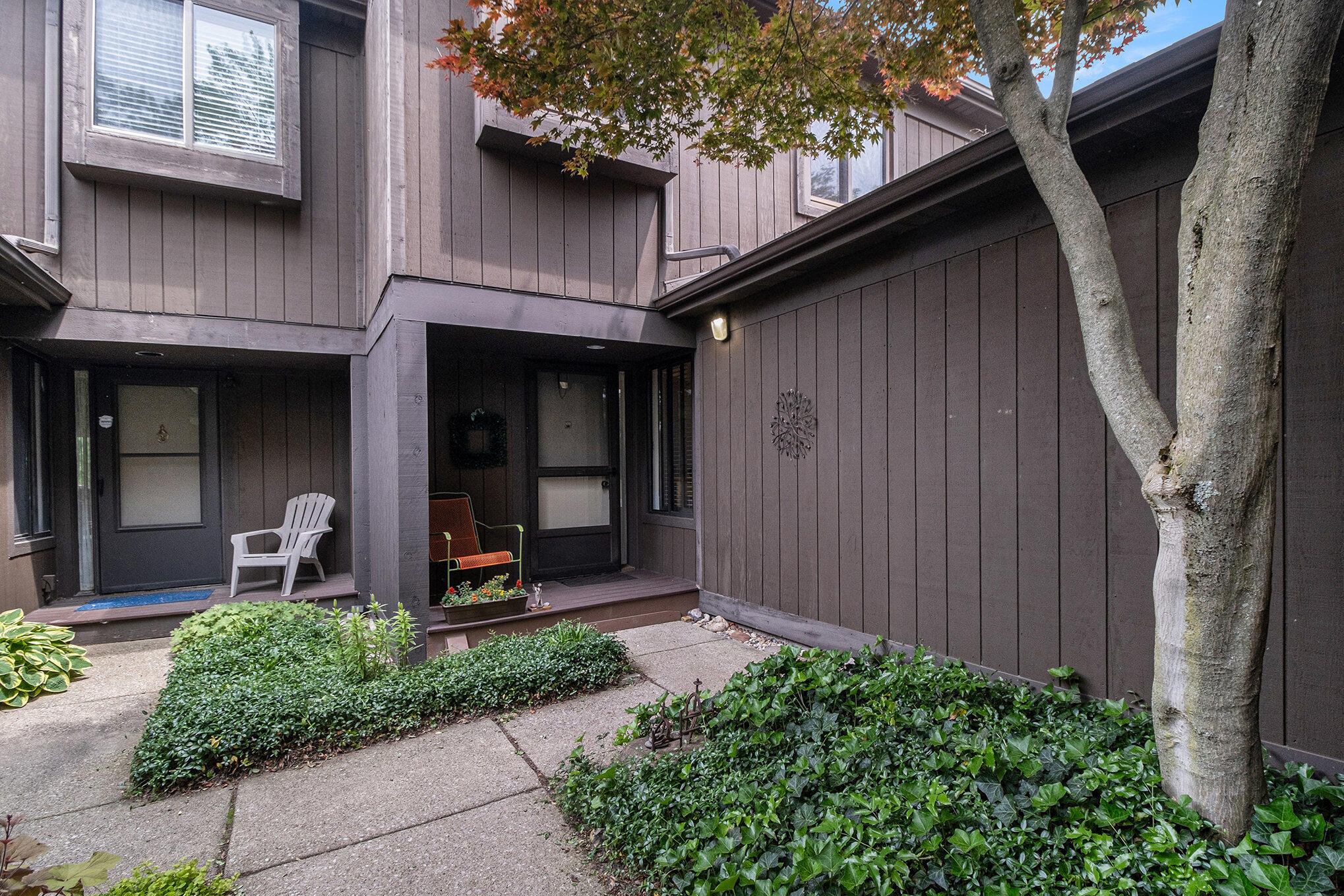 2519 Meade Court
