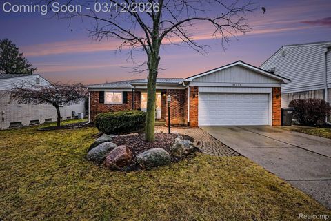 31429 Edgeworth Drive Madison Heights City MI 48071