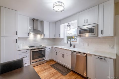 Tiny photo for 7582 Miller Road, Swartz Creek City, MI 48473 (MLS # 20261015186)