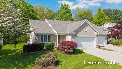 Photo of 2027 Krislin Drive NE #27, Grand Rapids City, MI 49505 (MLS # 65026024617)