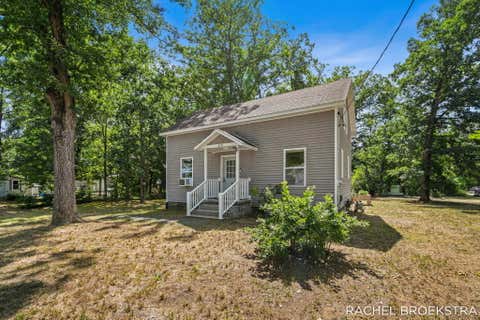 Tiny photo for 615 6th Street, Unknown, MI 49304 (MLS # 65026044171)