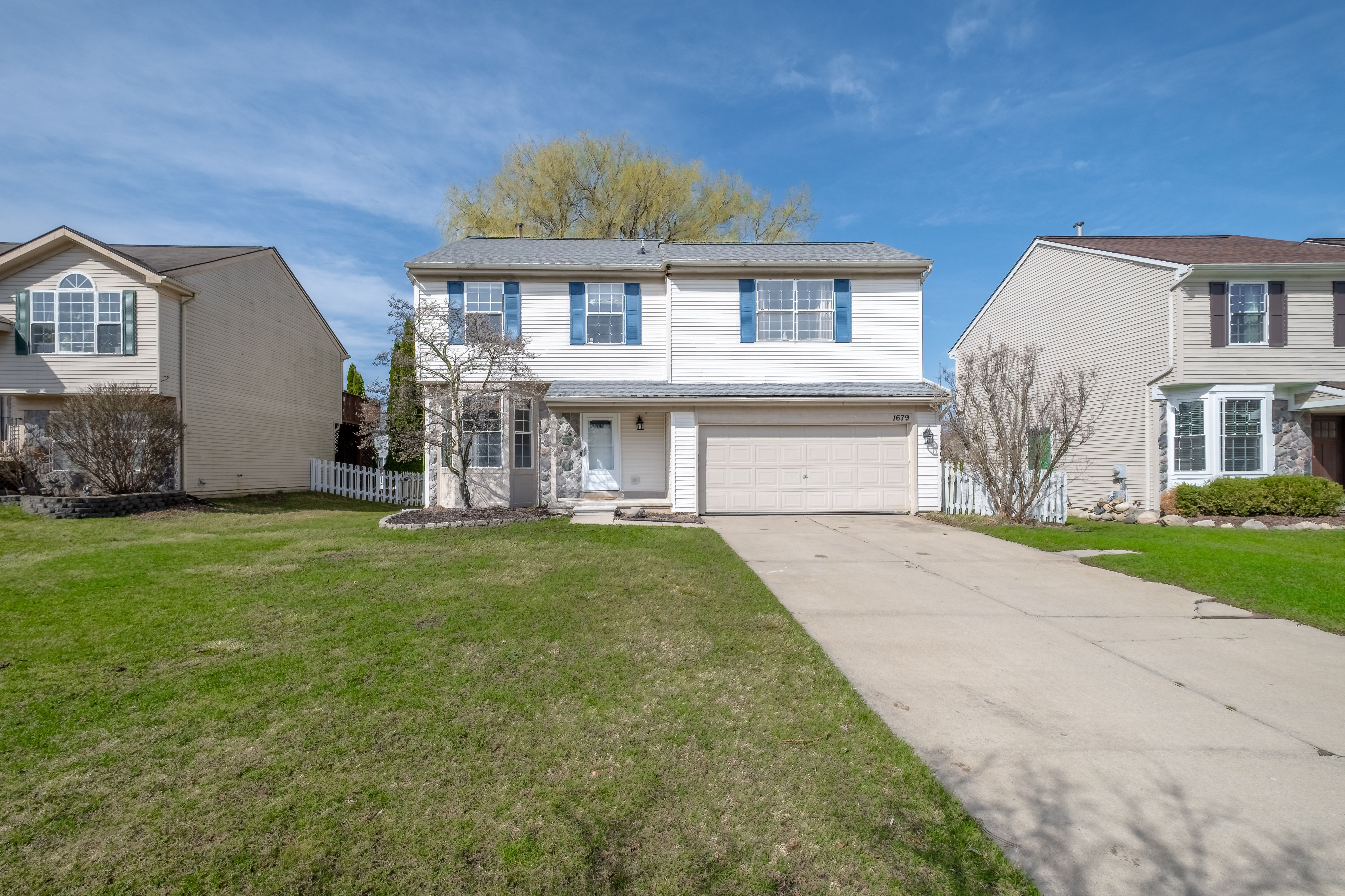 1679 Chelsea Circle