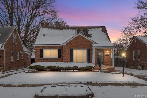 11314 Hazelton Redford Charter Township MI 48239