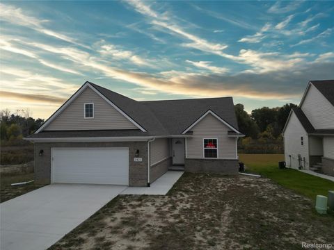 2422 Waterford Way Davison City MI 48423