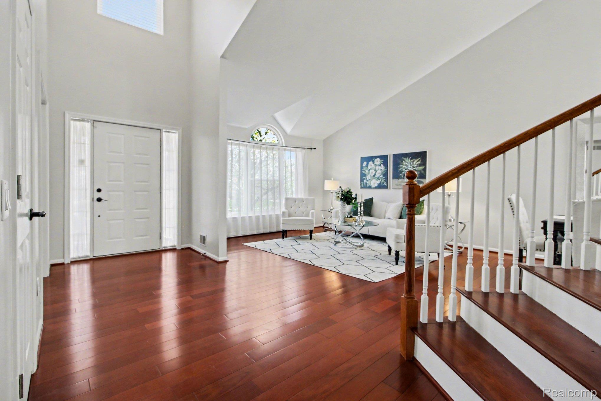 4880 S Ridgeside Circle