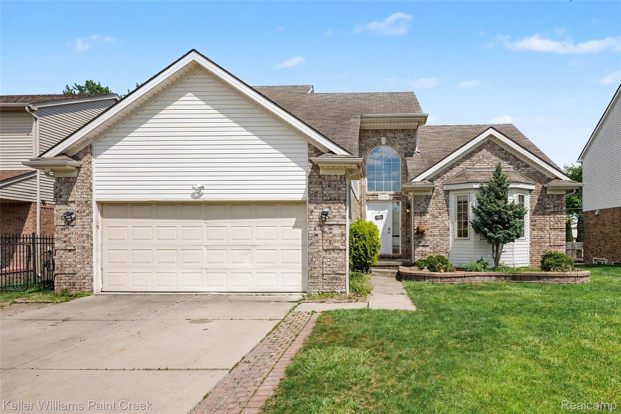 33180 Glengary Court