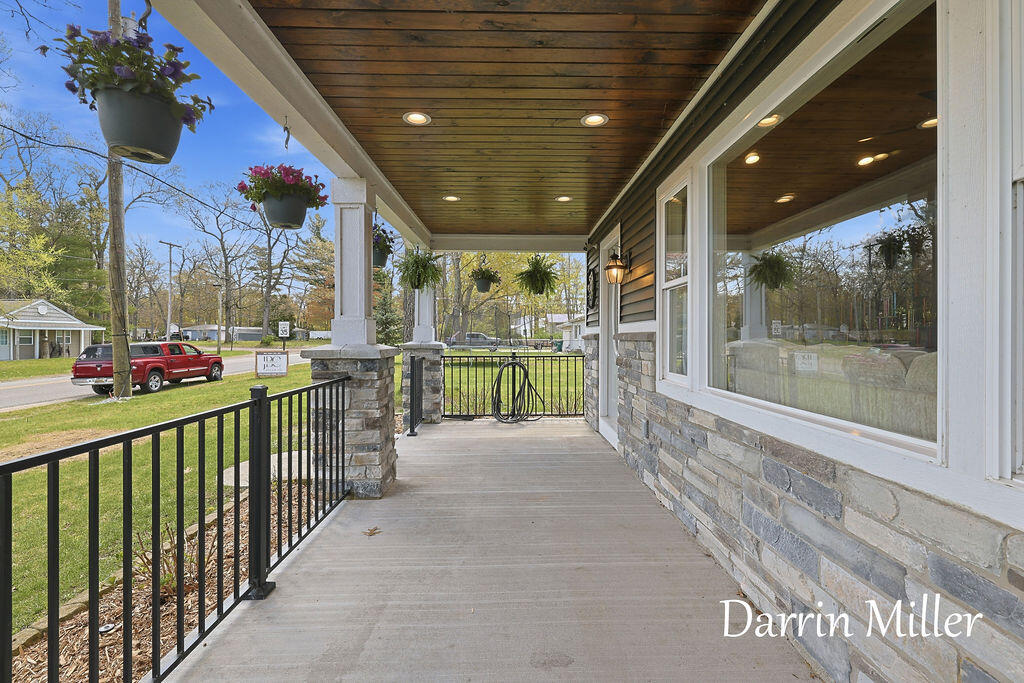 6289 Middle Lake Road