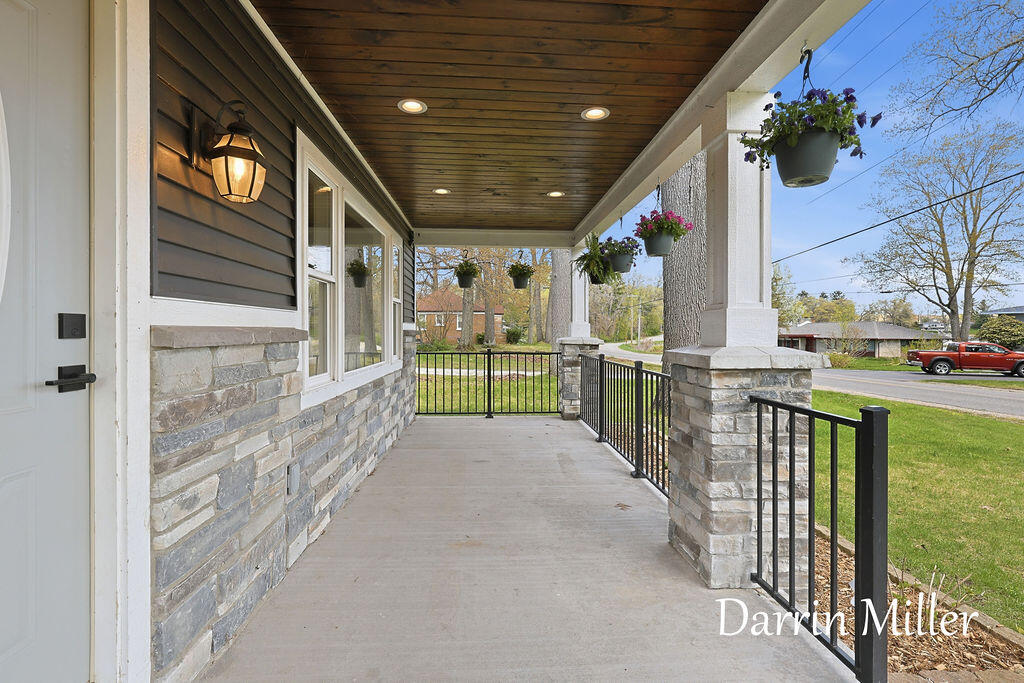 6289 Middle Lake Road