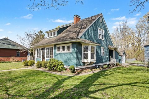 225 Sutherland Avenue Watervliet City MI 49098