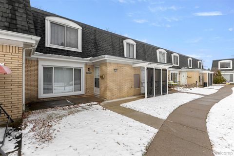 29756 City Center Drive 1 Warren City MI 48093