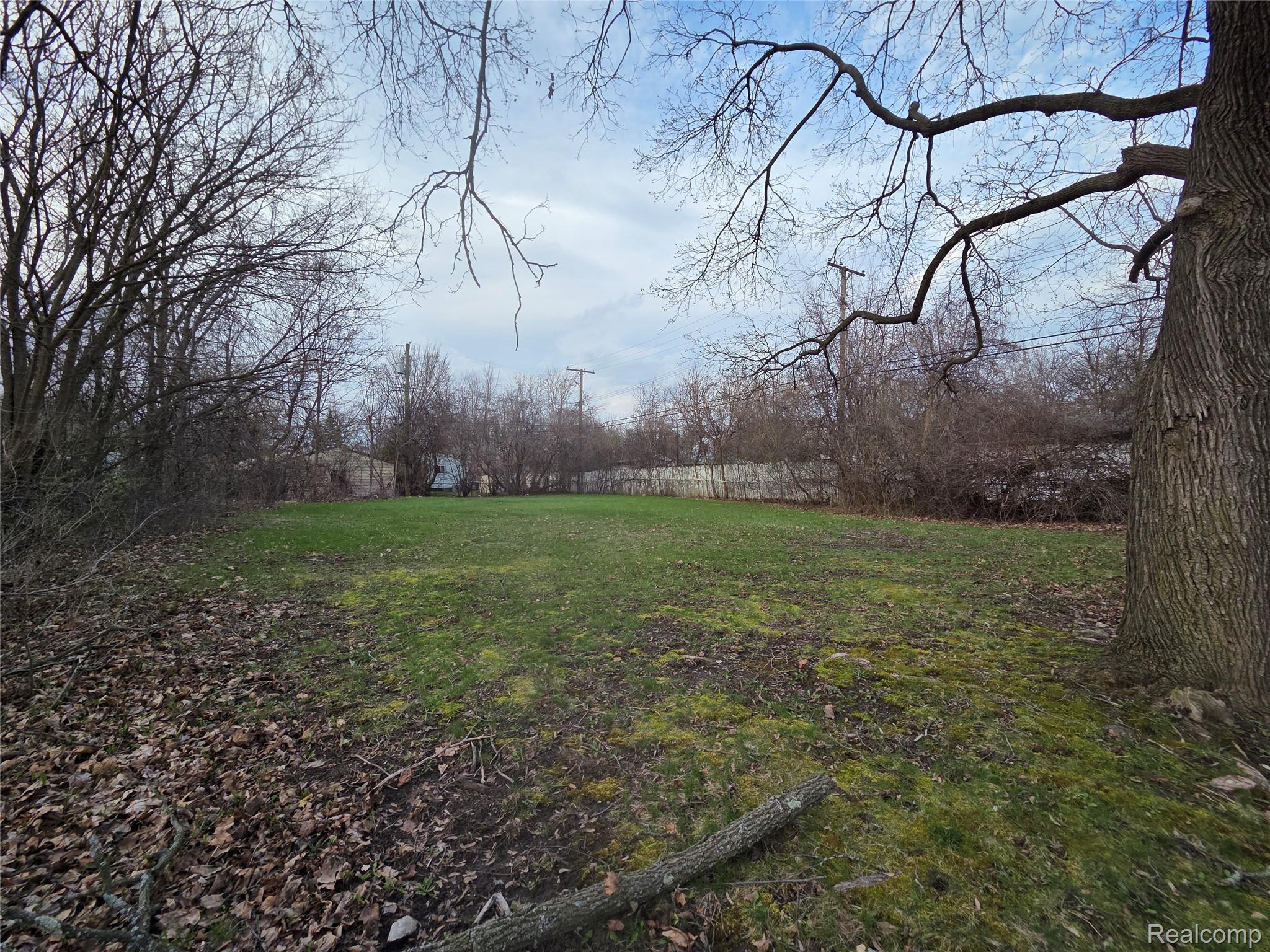 256-2 CEDARDALE Avenue