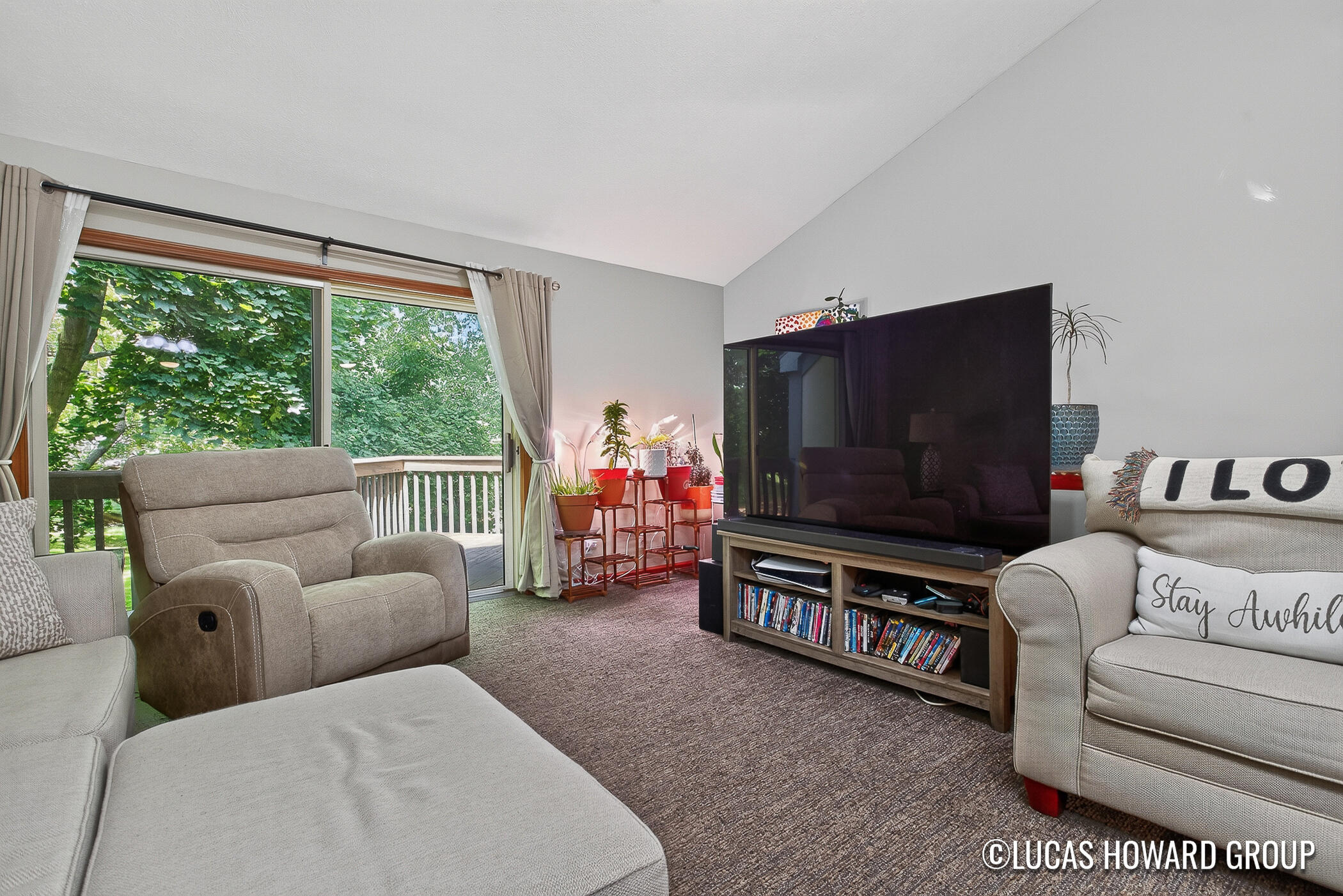 3165 E Maple Villa Drive SE