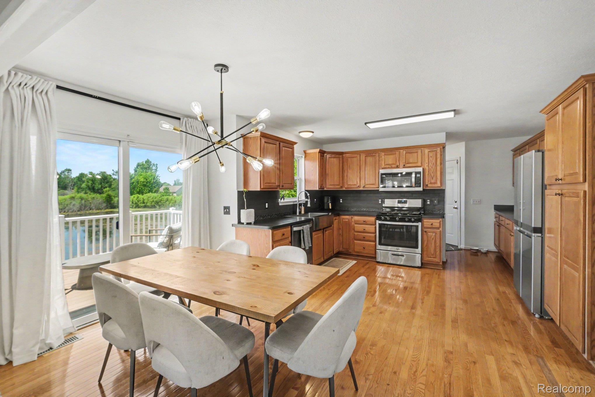 10466 Pine Valley Drive