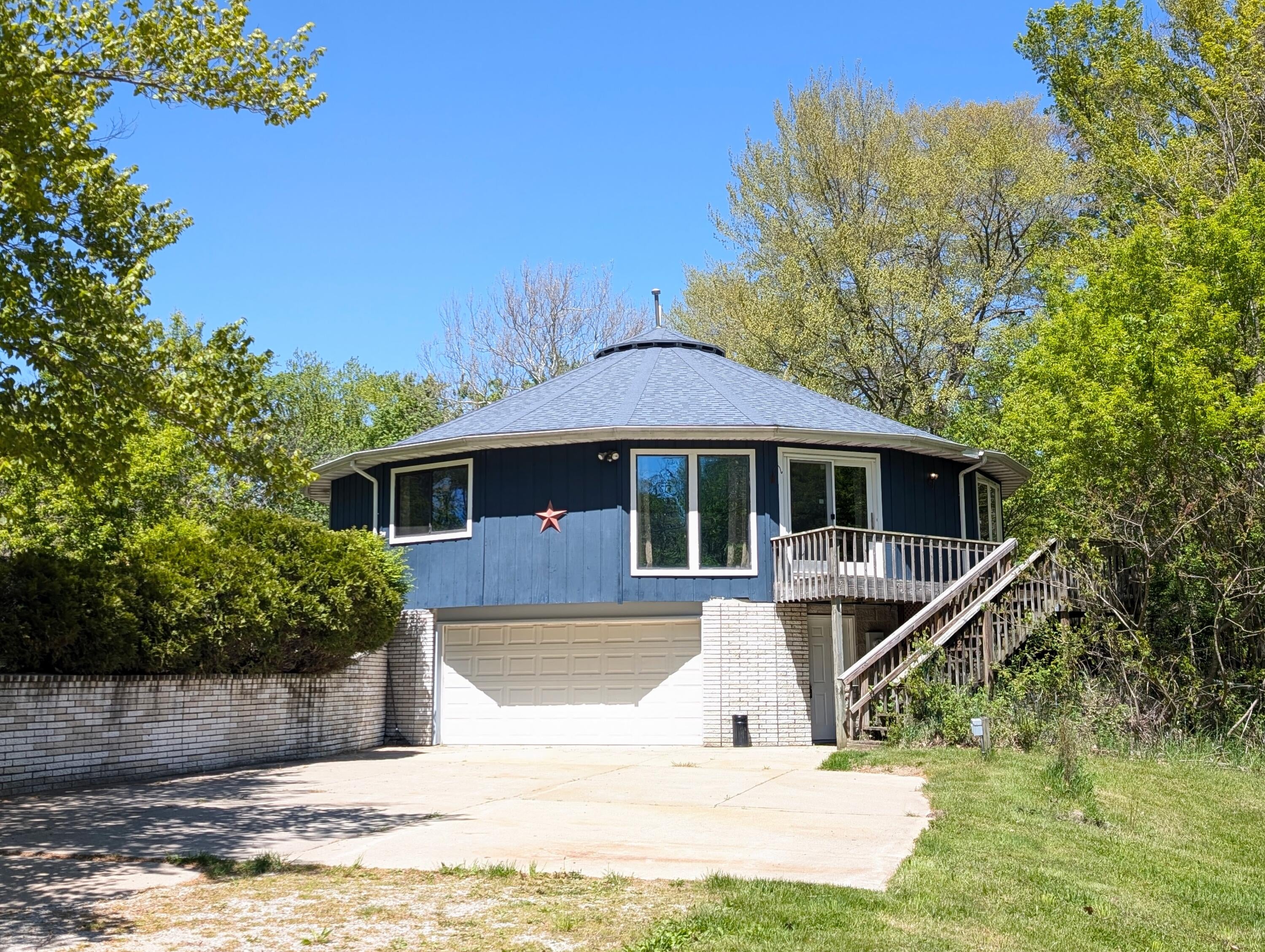 840 Black River Road
