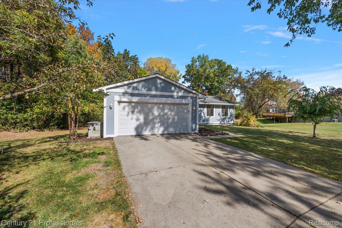 3830 Pine Orchard Circle