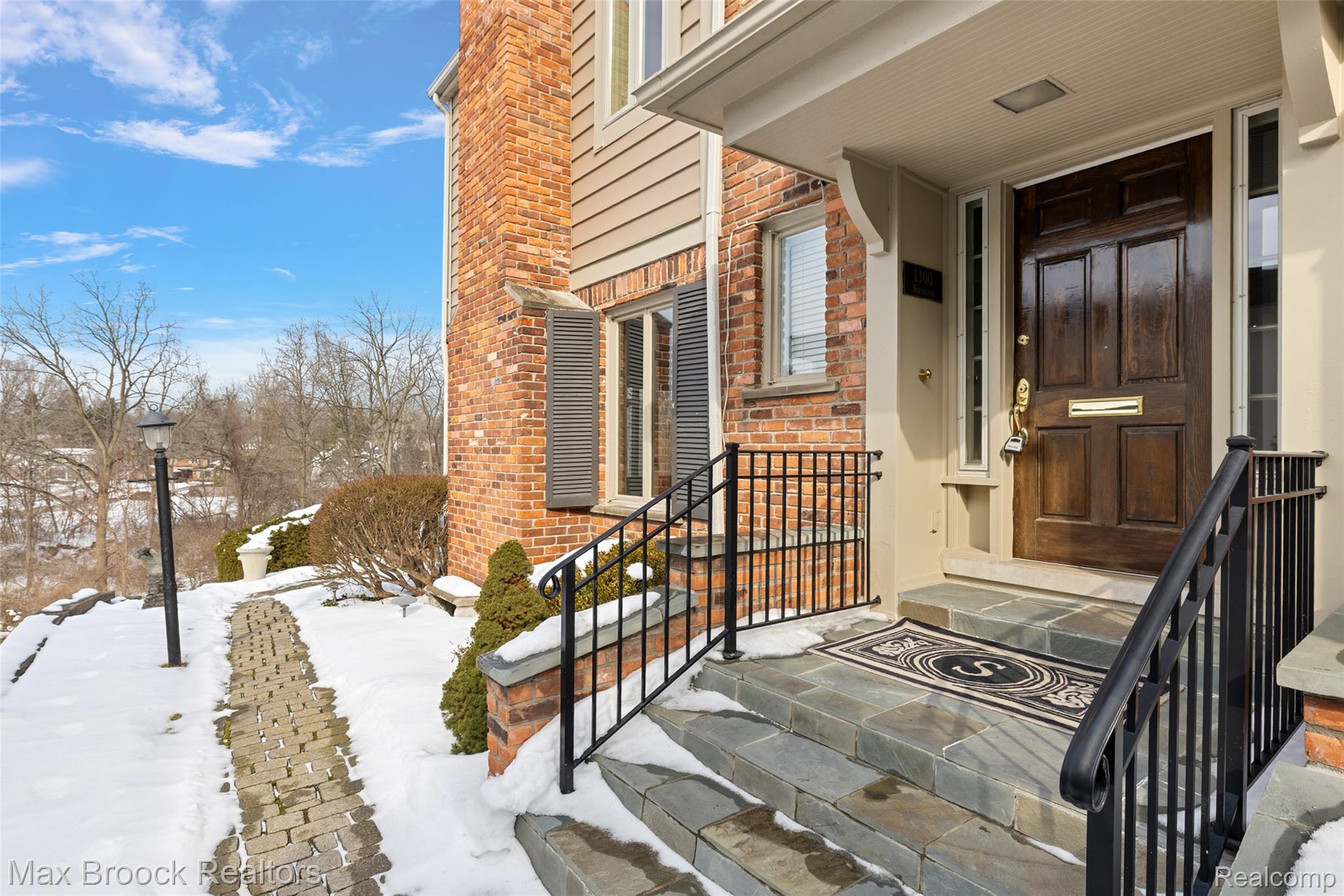 1300 Northlawn Boulevard