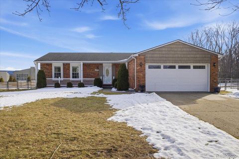 6042 Barker Avenue Waterford Charter Township MI 48329