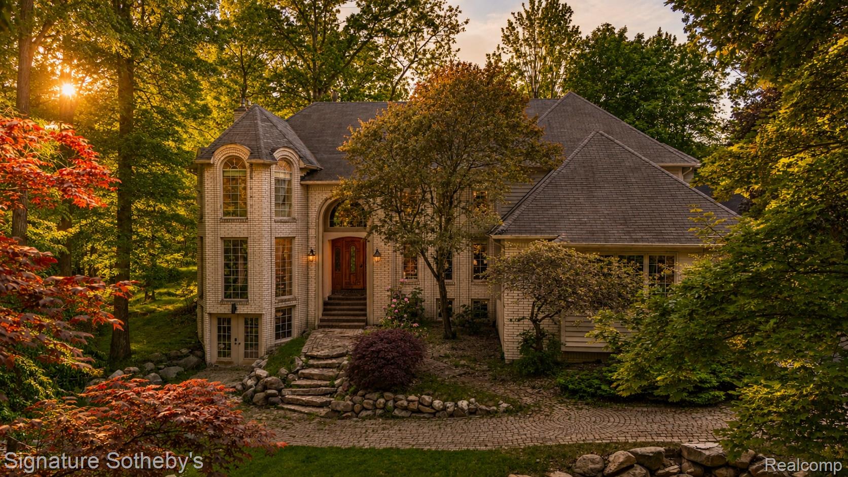 2855 Cranbrook Ridge Court