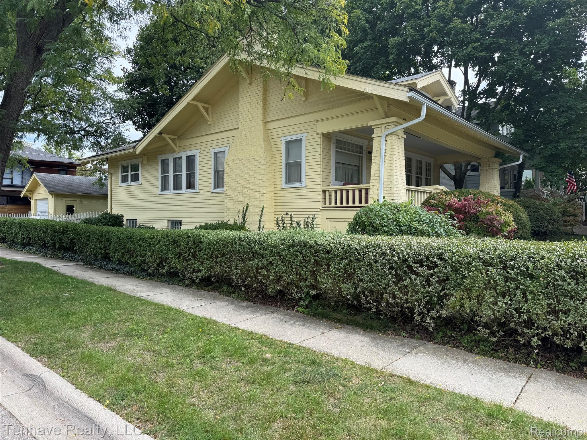 392 Ferndale