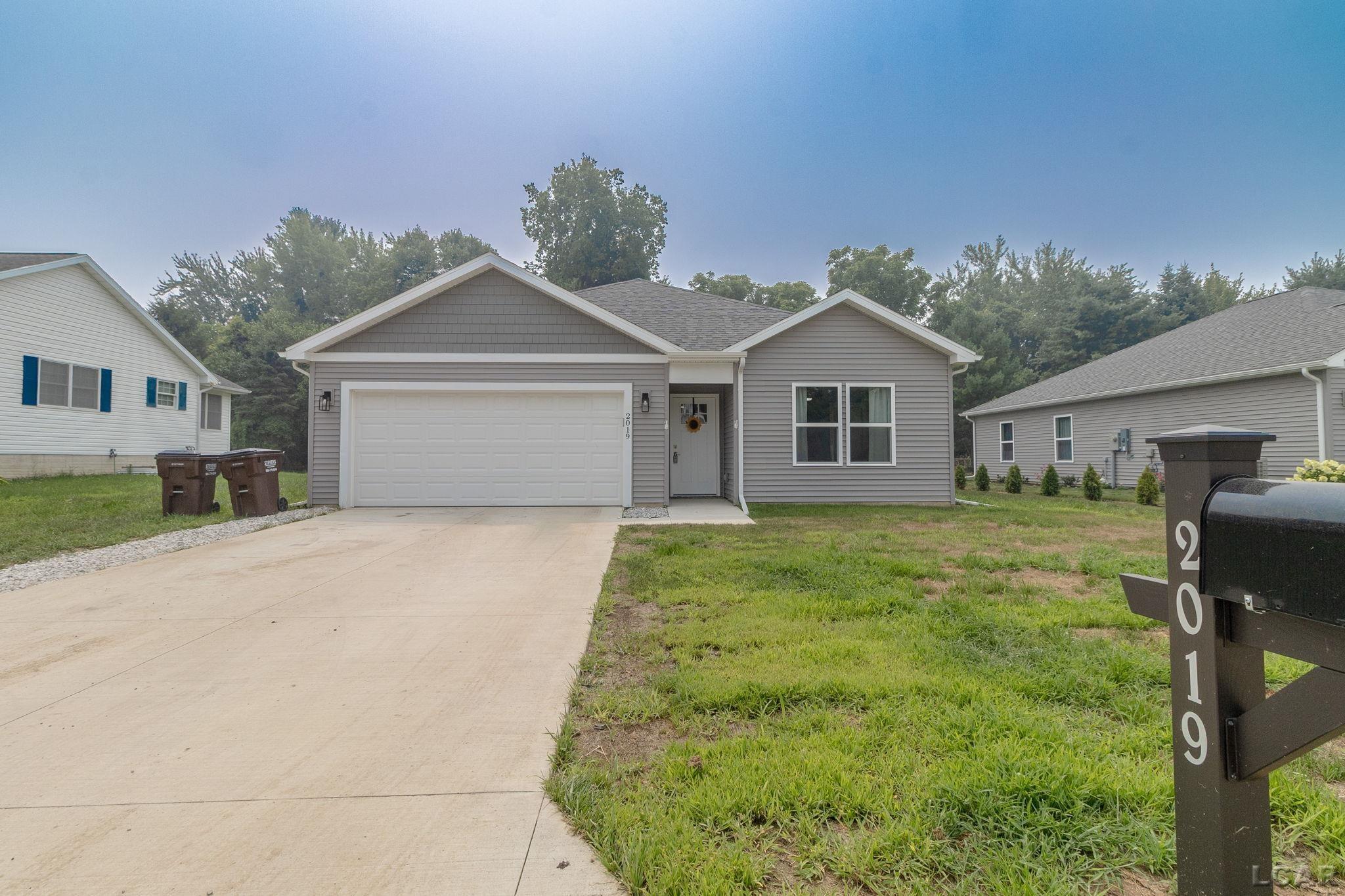 2019 Green Acres Drive