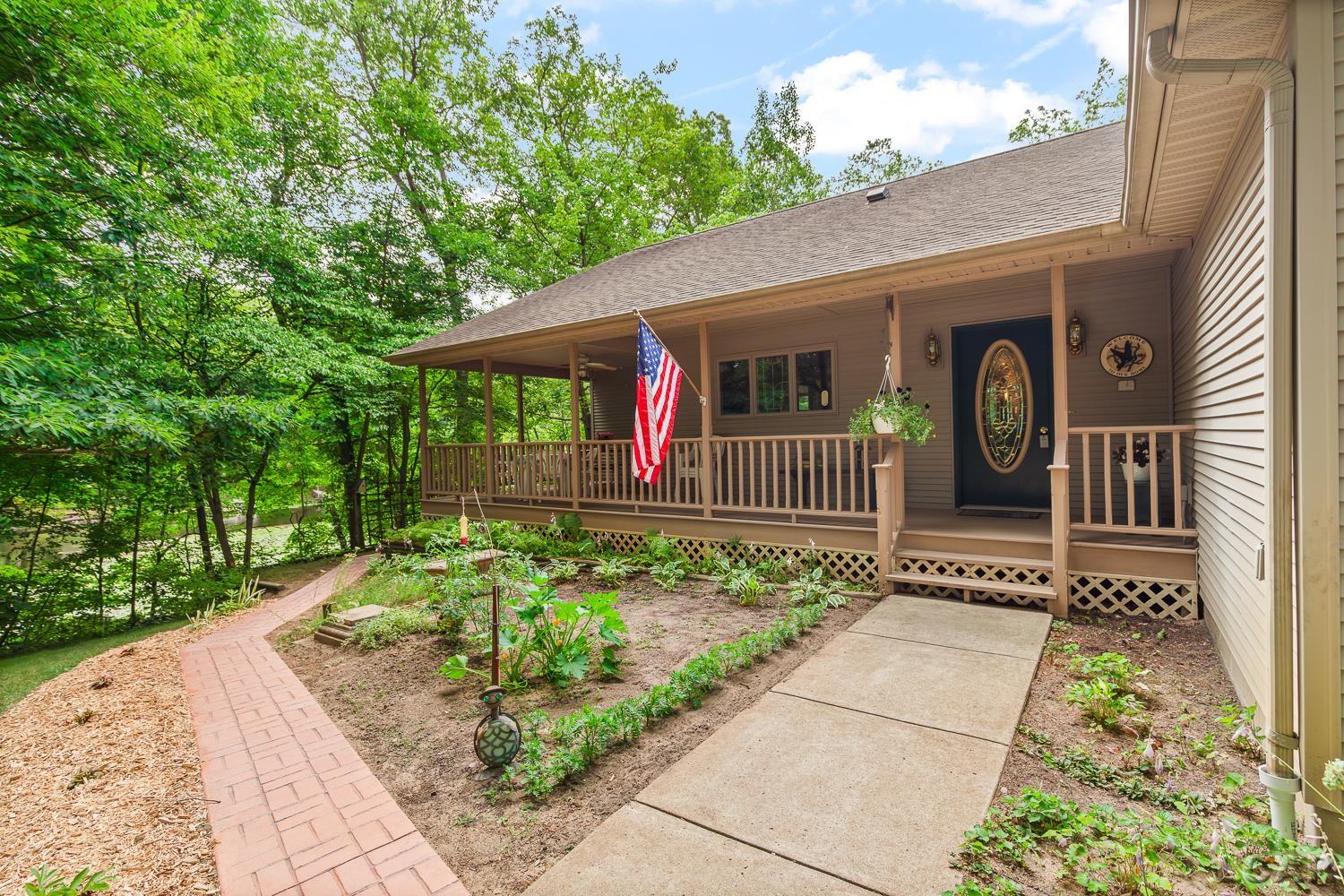 9949 Indian Trail