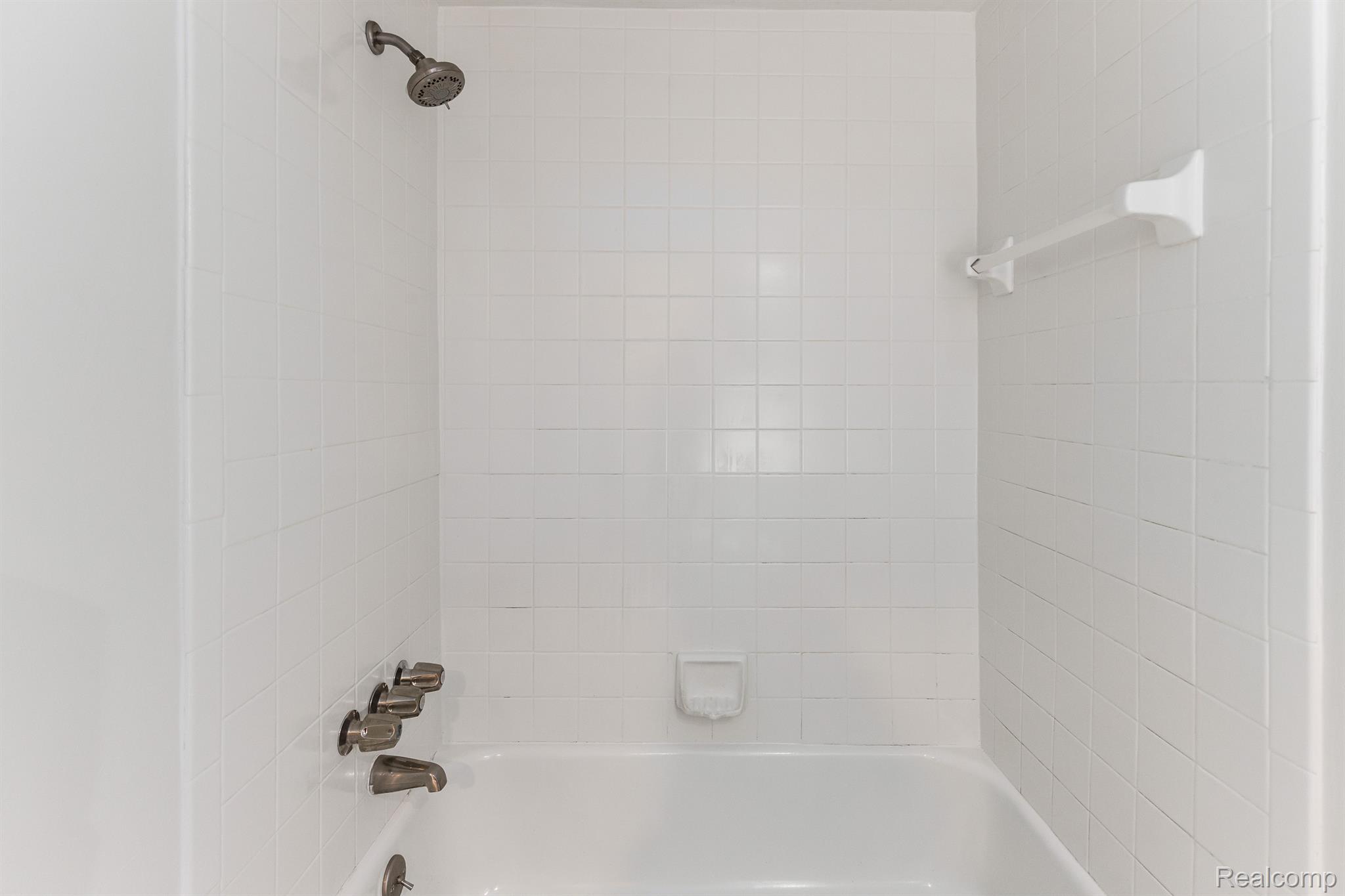 Detroit, Michigan 48202, United States, 1 Bedroom Bedrooms, ,1 BathroomBathrooms,Residential,Active,36732