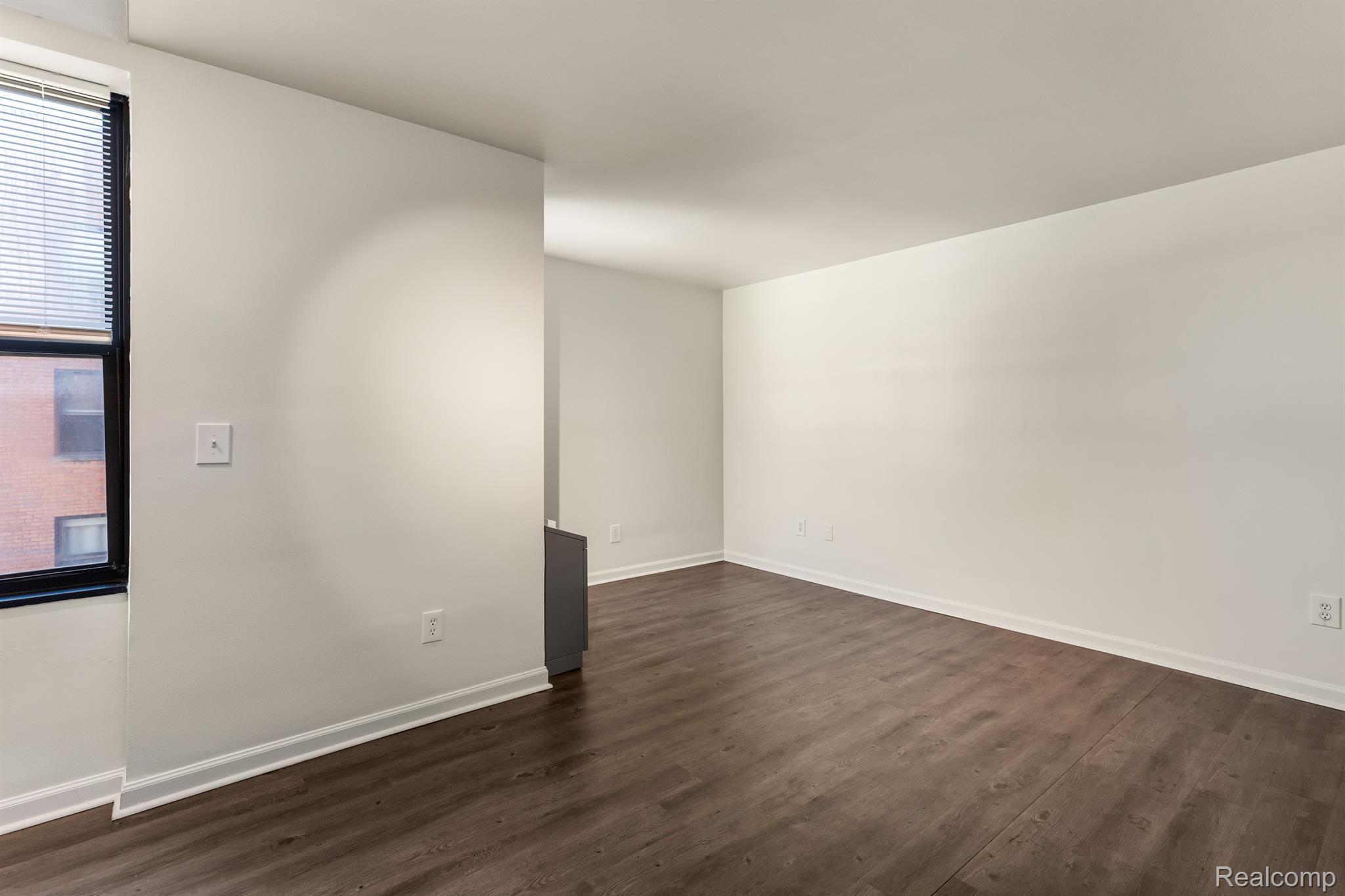 Detroit, Michigan 48202, United States, 1 Bedroom Bedrooms, ,1 BathroomBathrooms,Residential,Active,36732