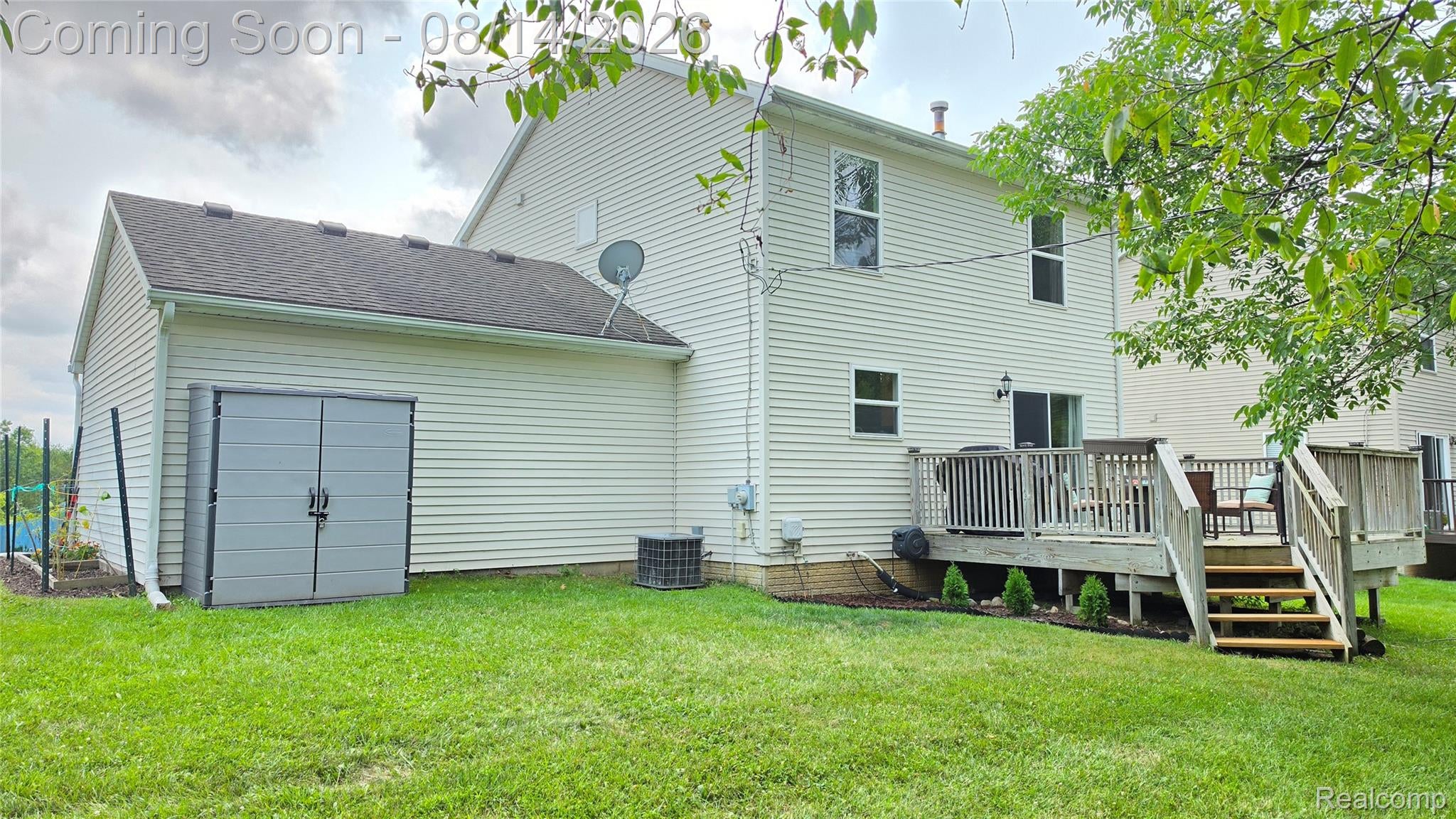 2439 Par Court