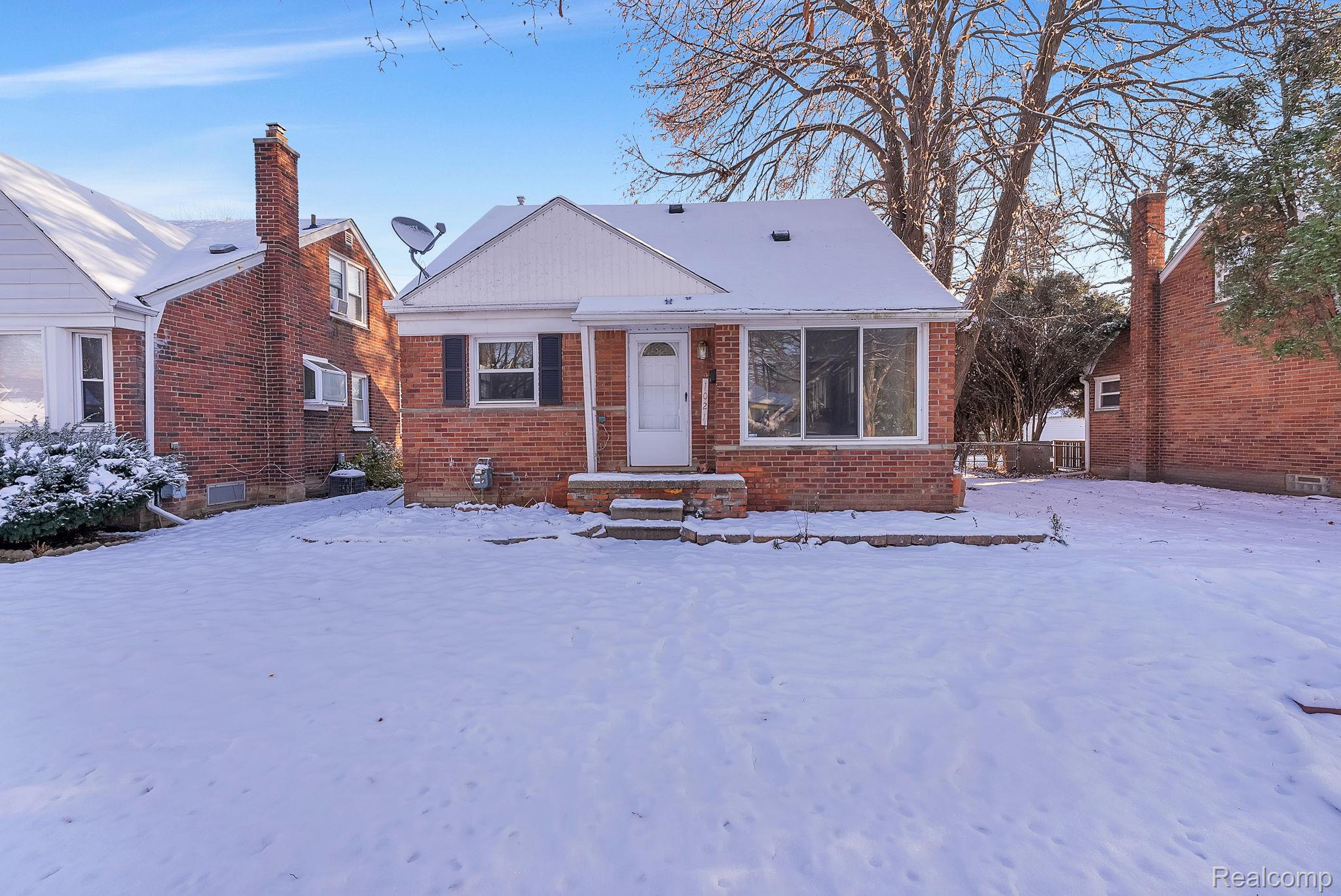 1021 Arlington Street