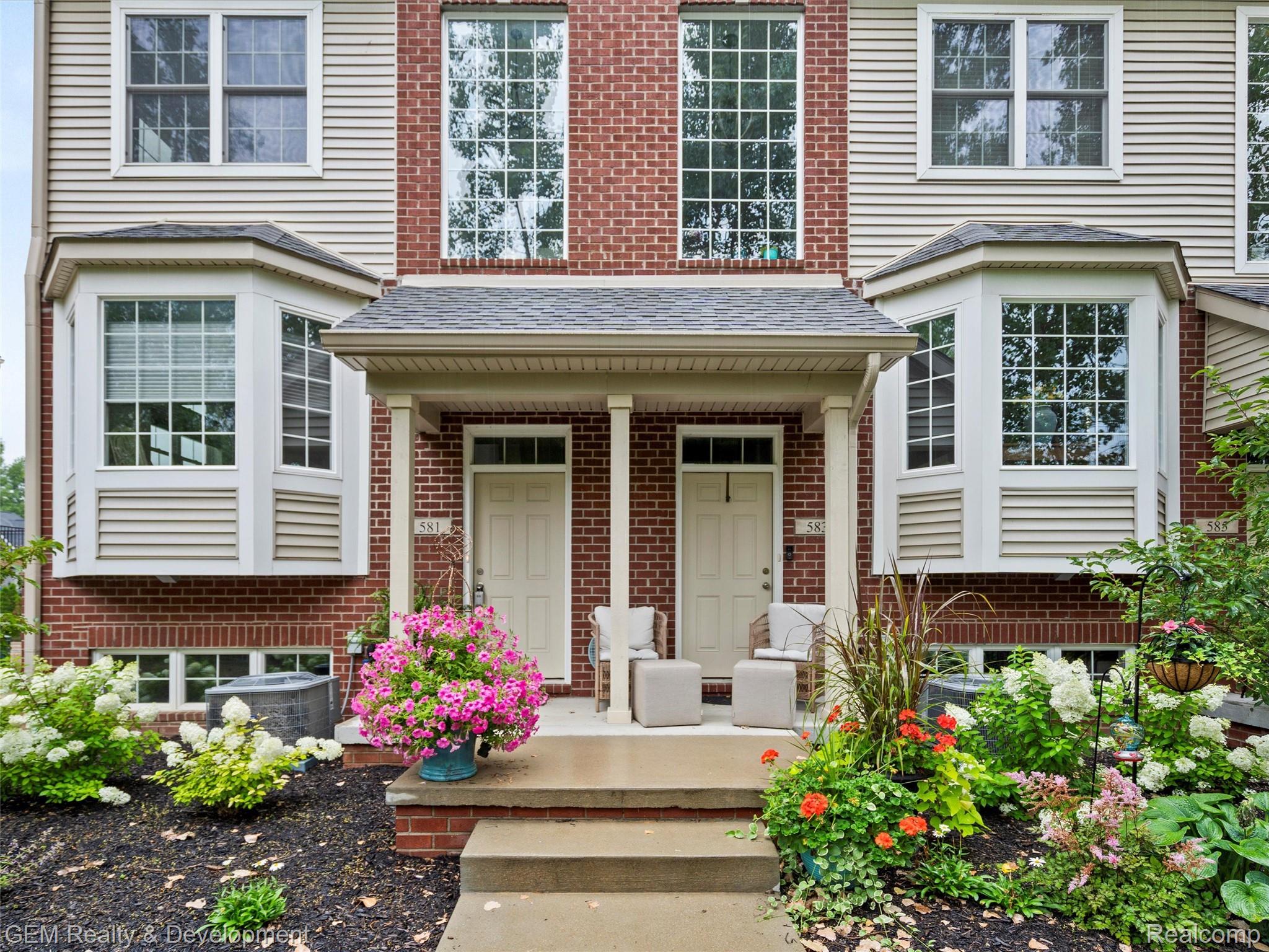 508 Village Lane