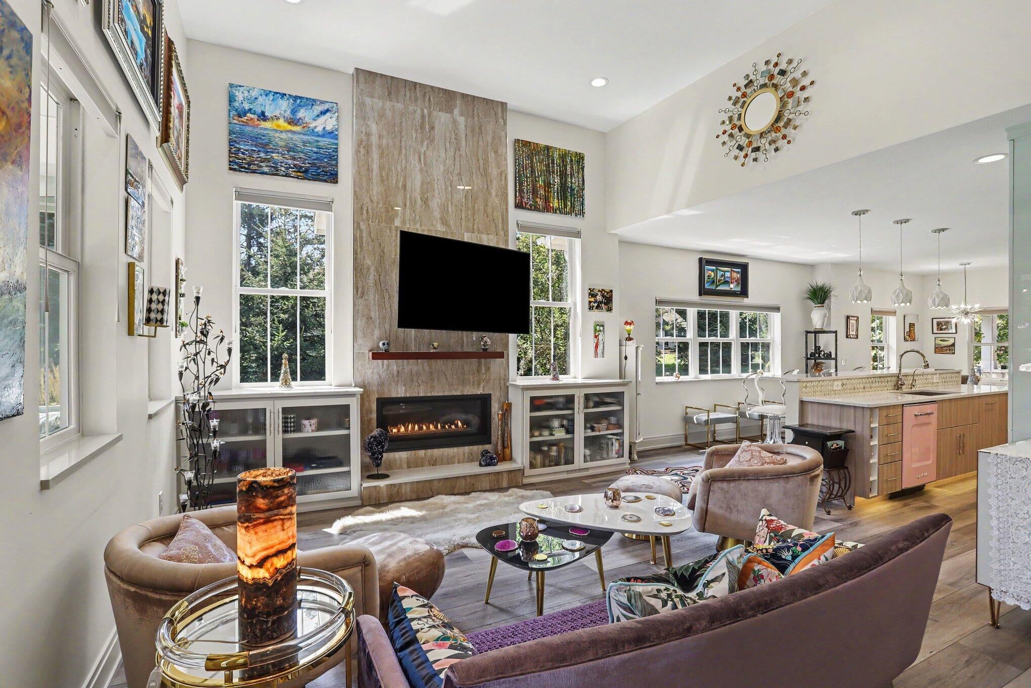 8241 Thimbleweed Trail