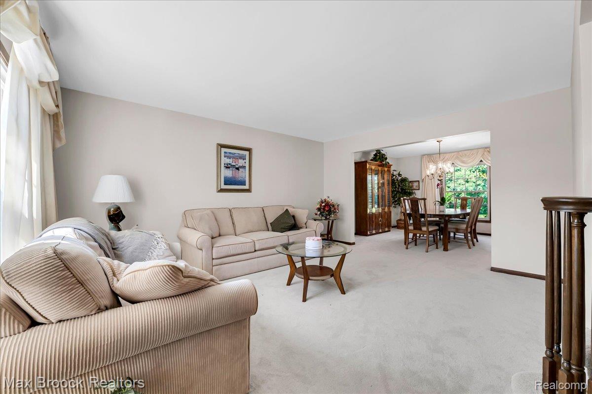 217 Stonetree Circle