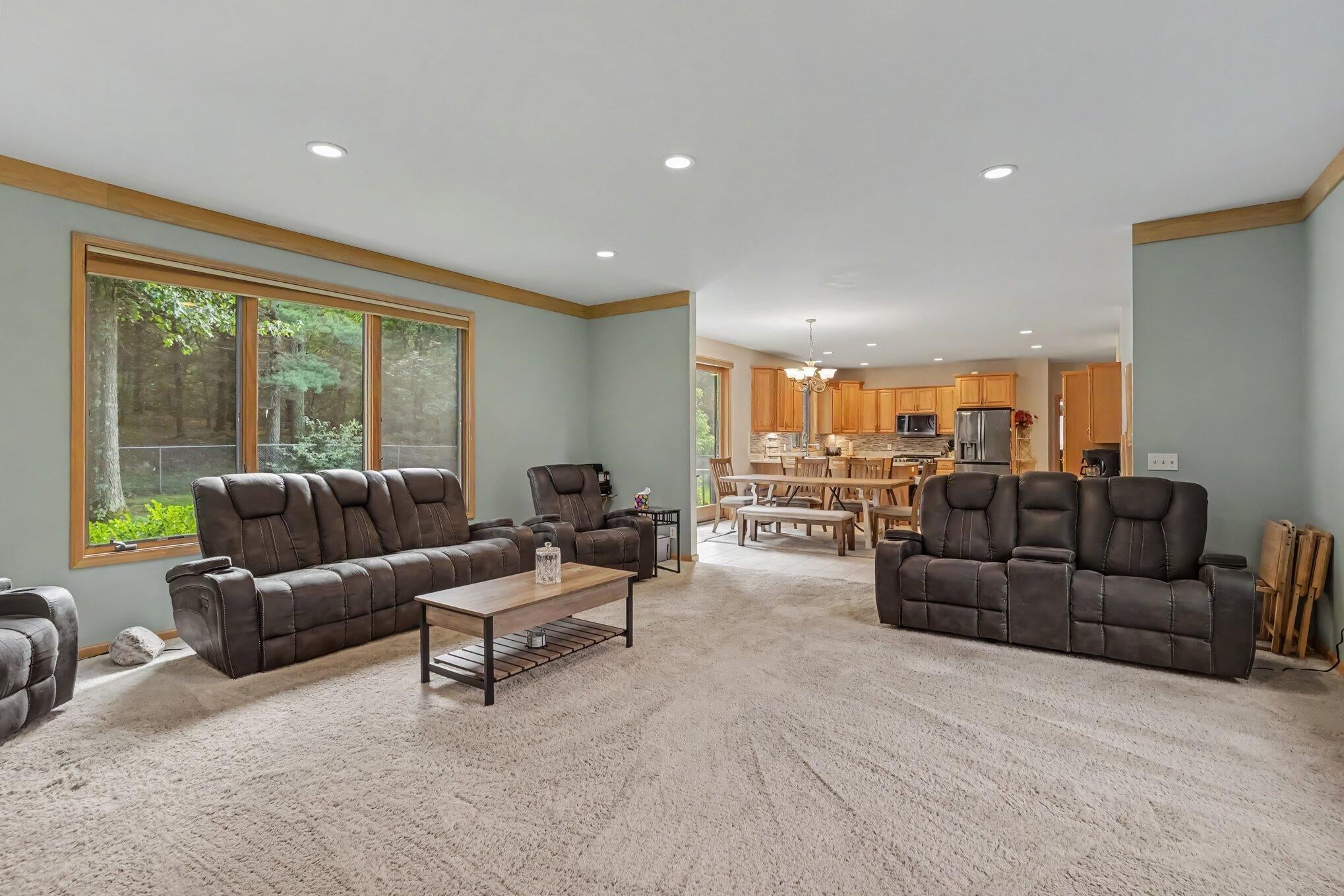 Properties Available 3 - 3 5045 Andrea Drive