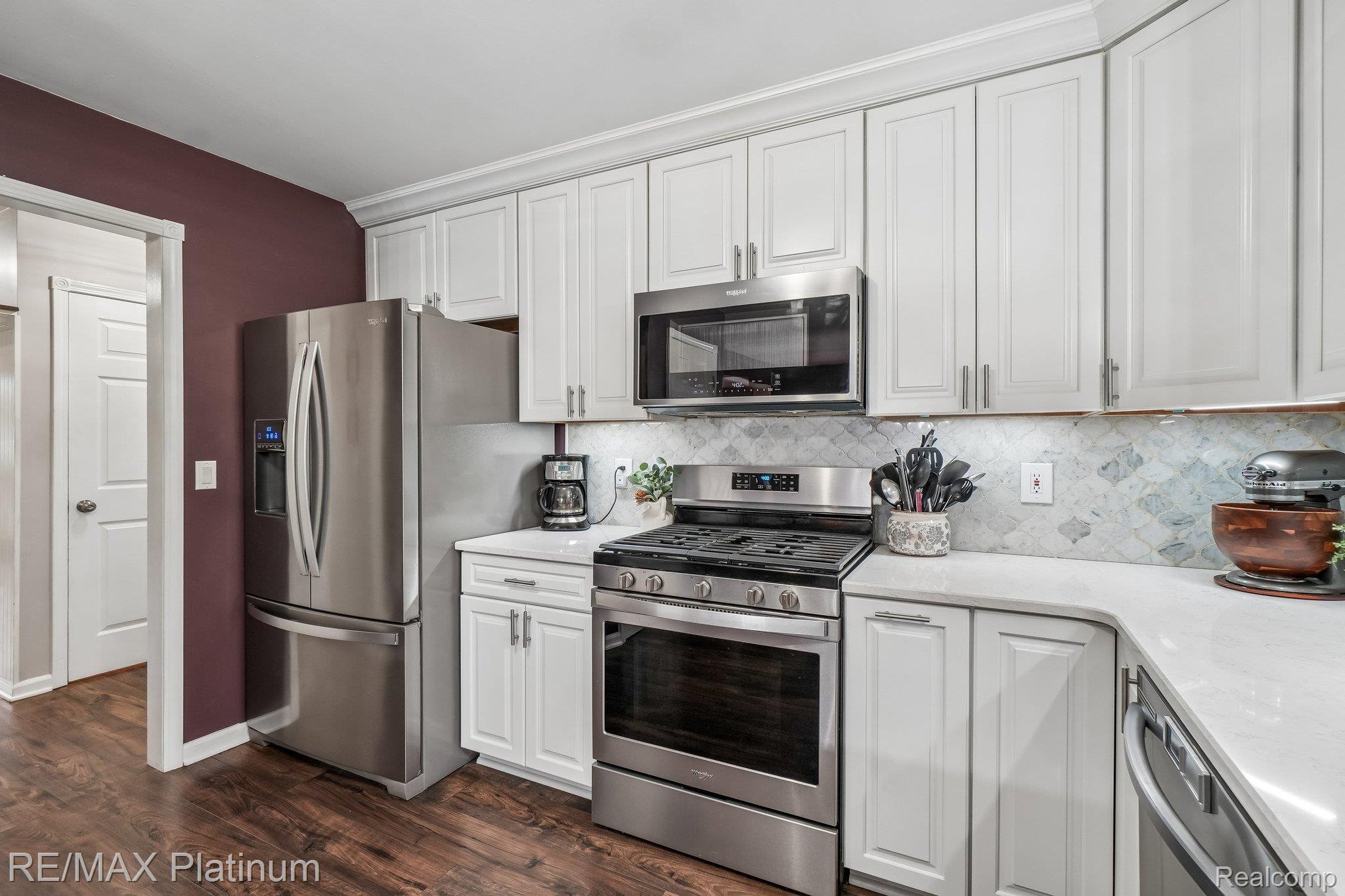 2353 Chestnut Bend