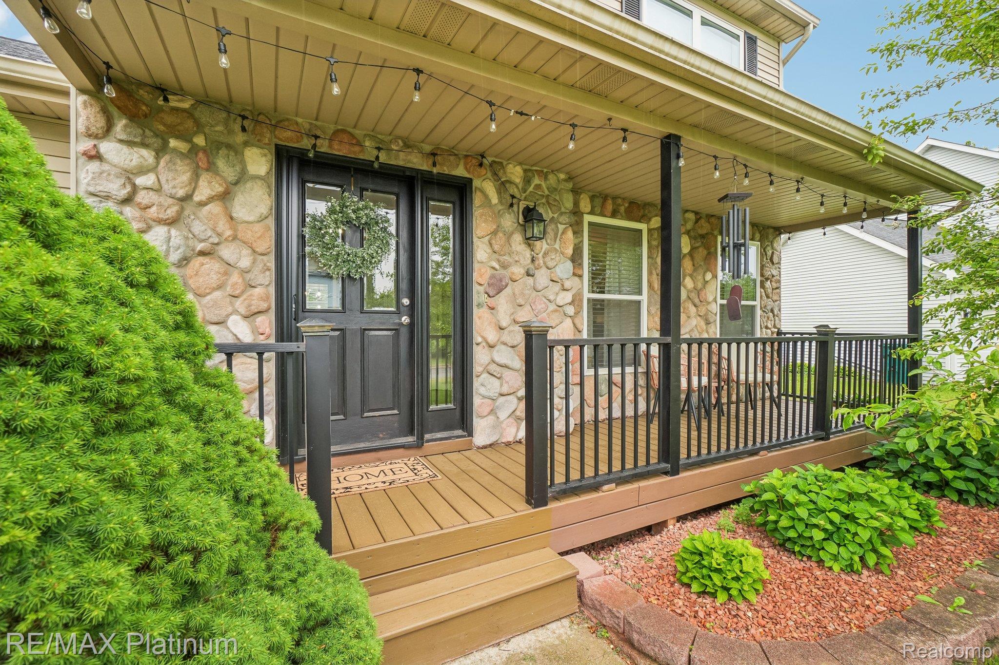2353 Chestnut Bend