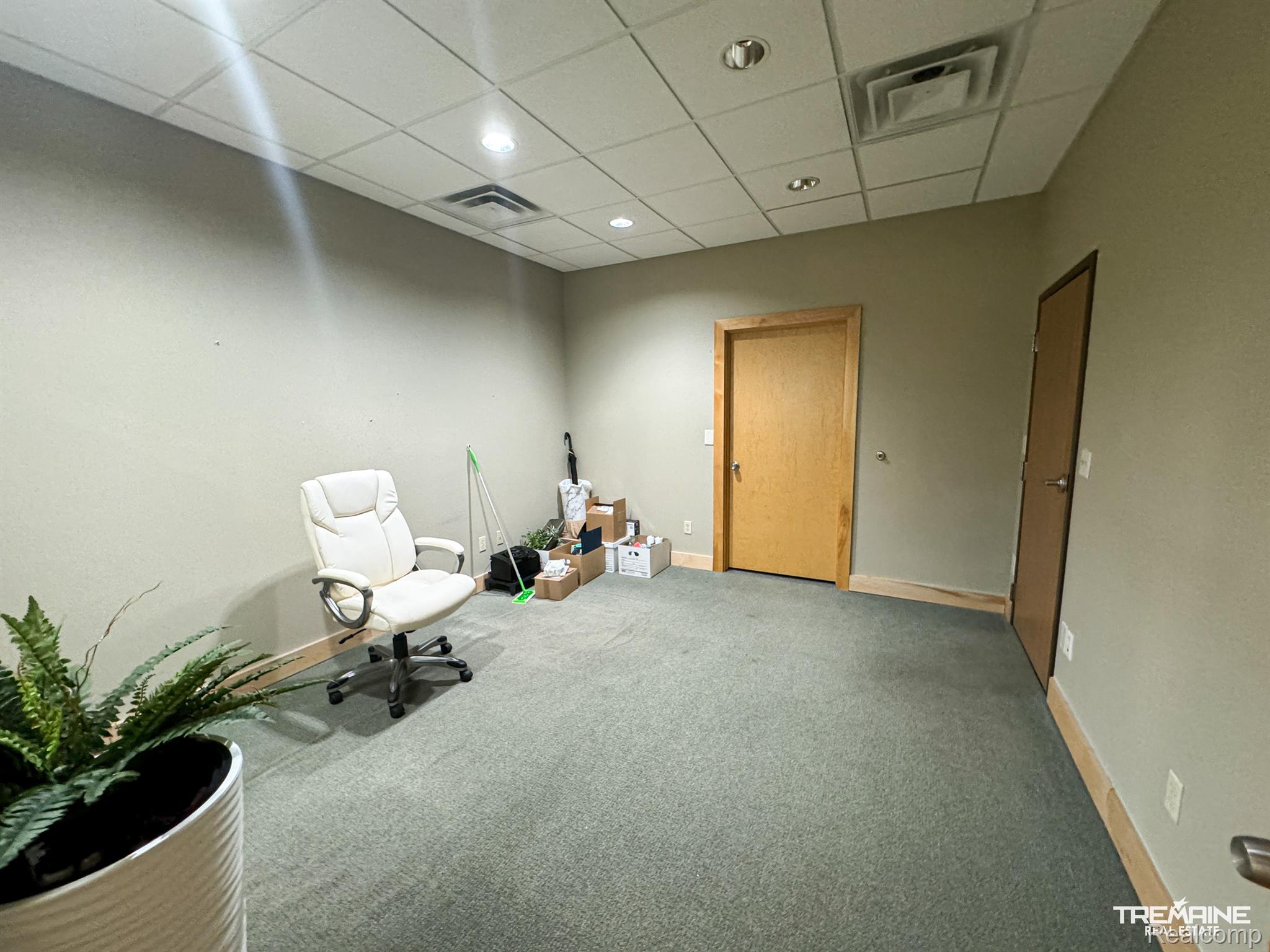 14165 N FENTON Road 204 E