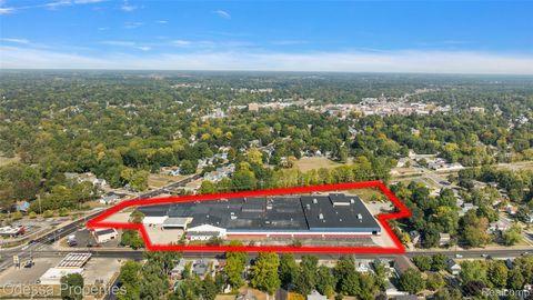 412 W Beecher Street Adrian City MI 49221