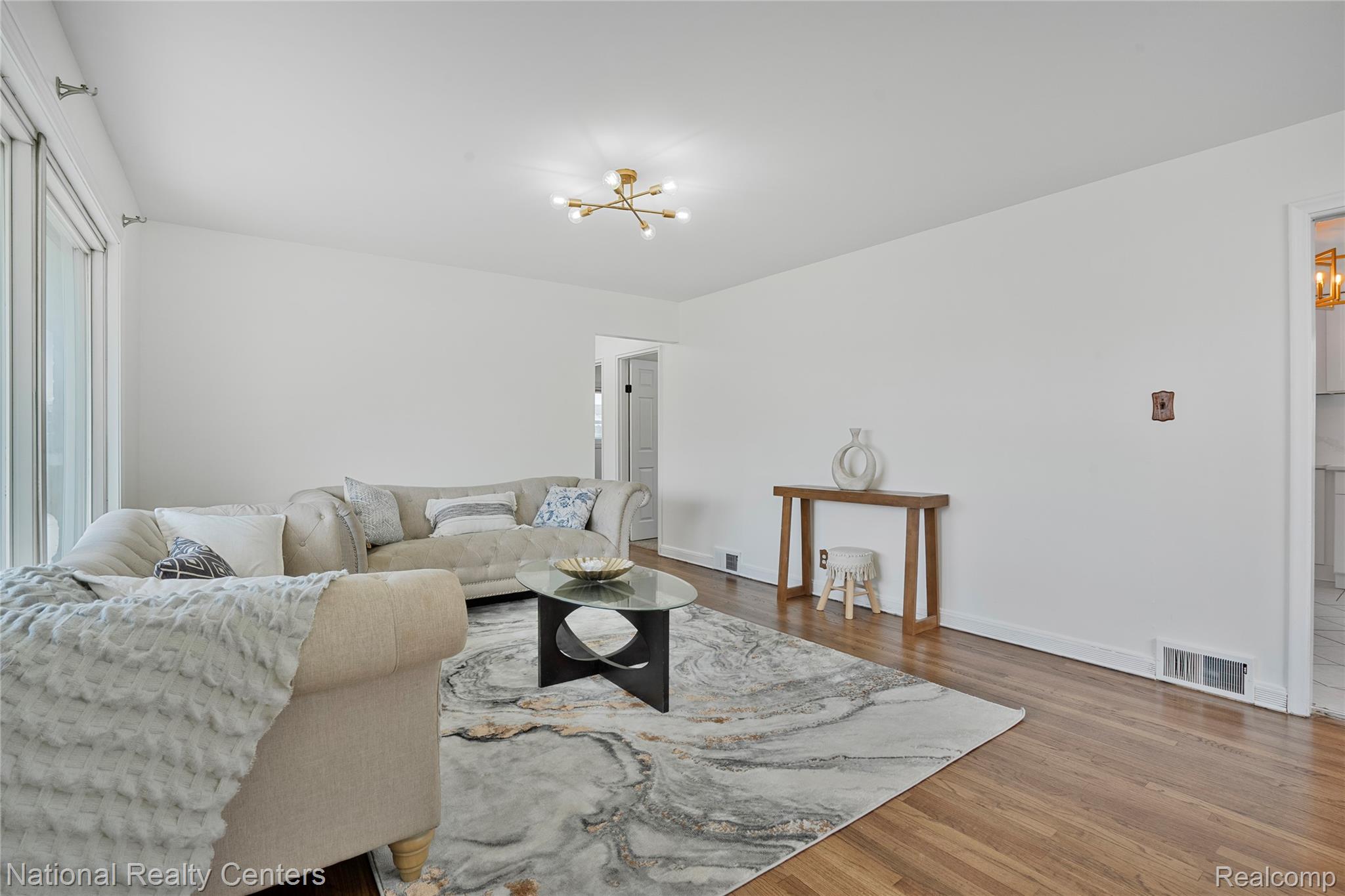 4971 Julius Boulevard