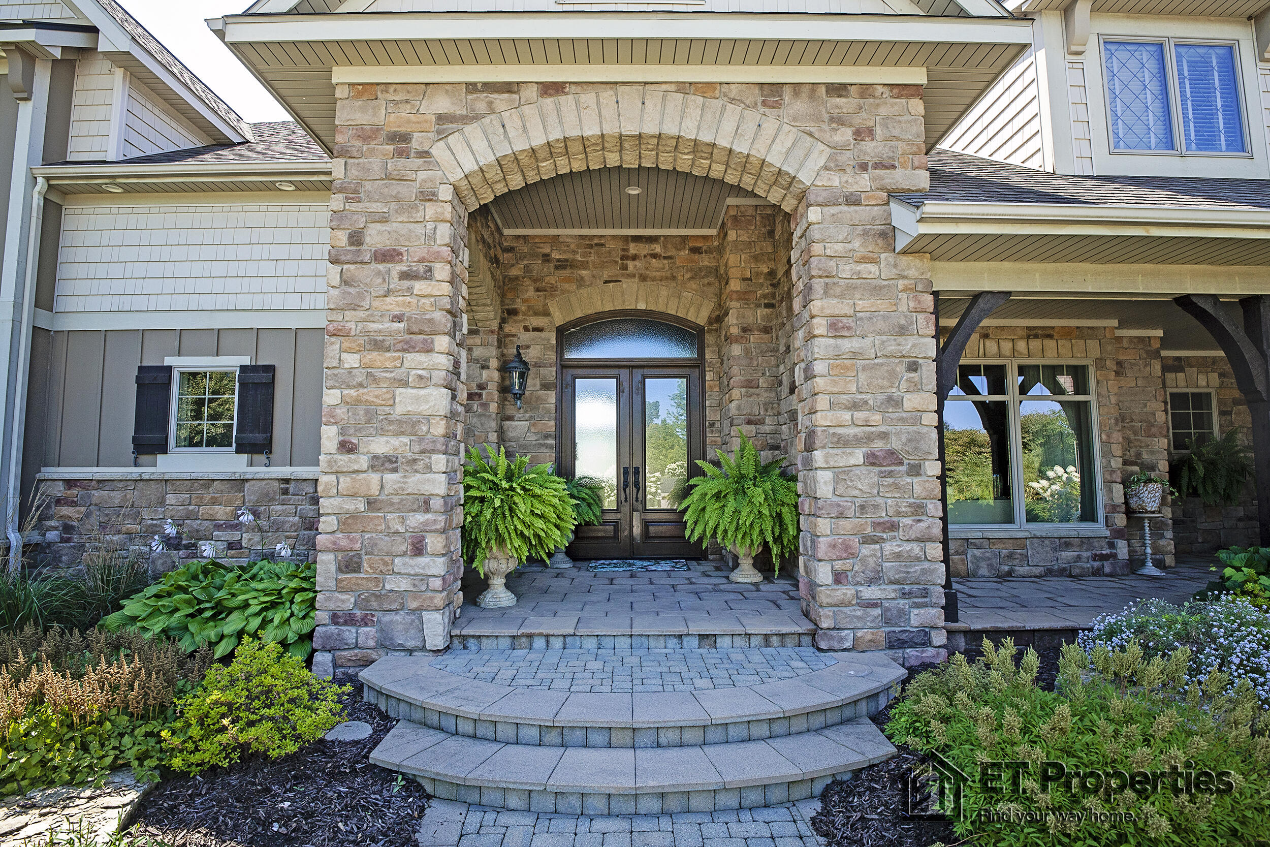 13050 6 Mile Road NE