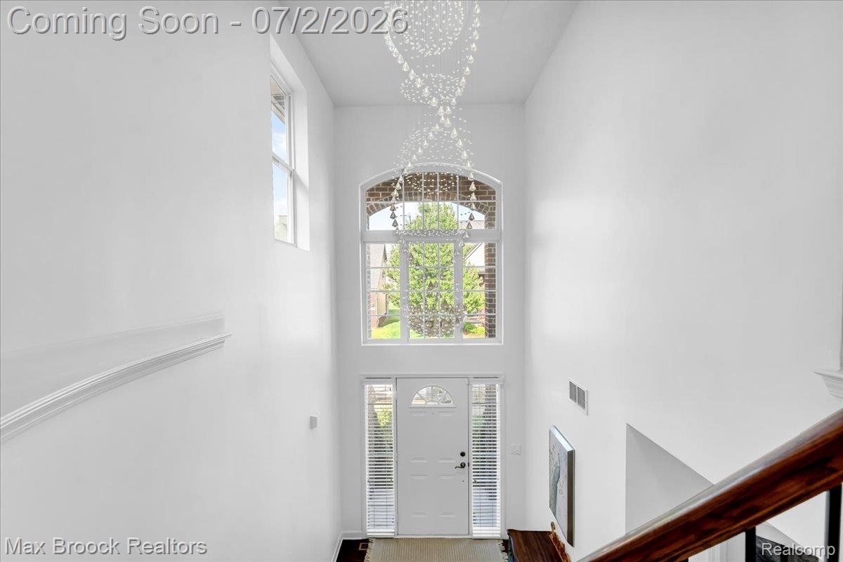 27023 Ladbroke Street