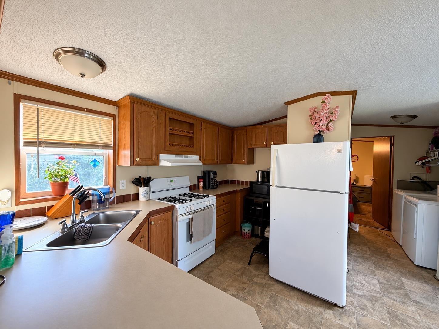 4524 Goldenrod Drive