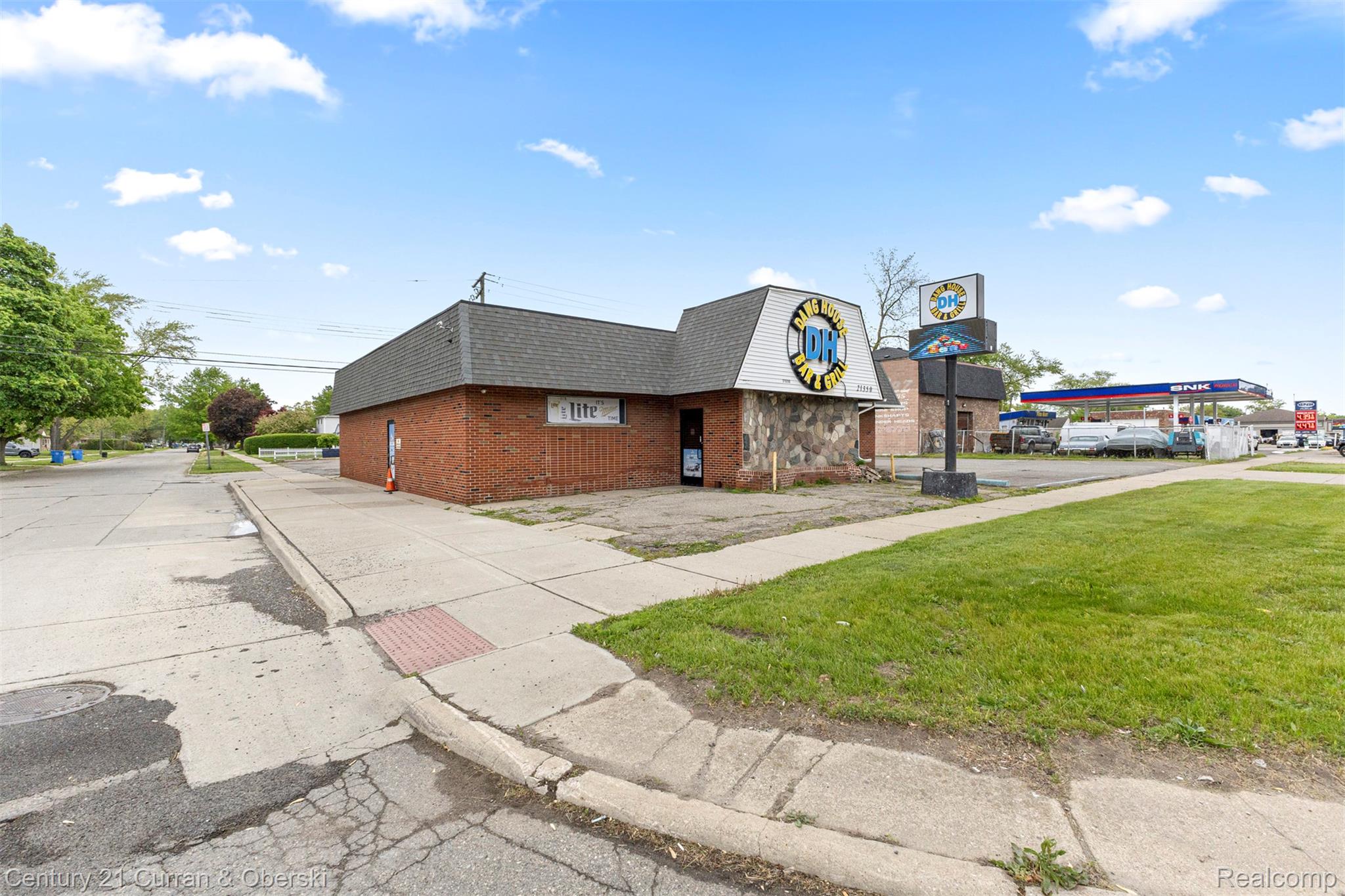 21350 Van Born Rd