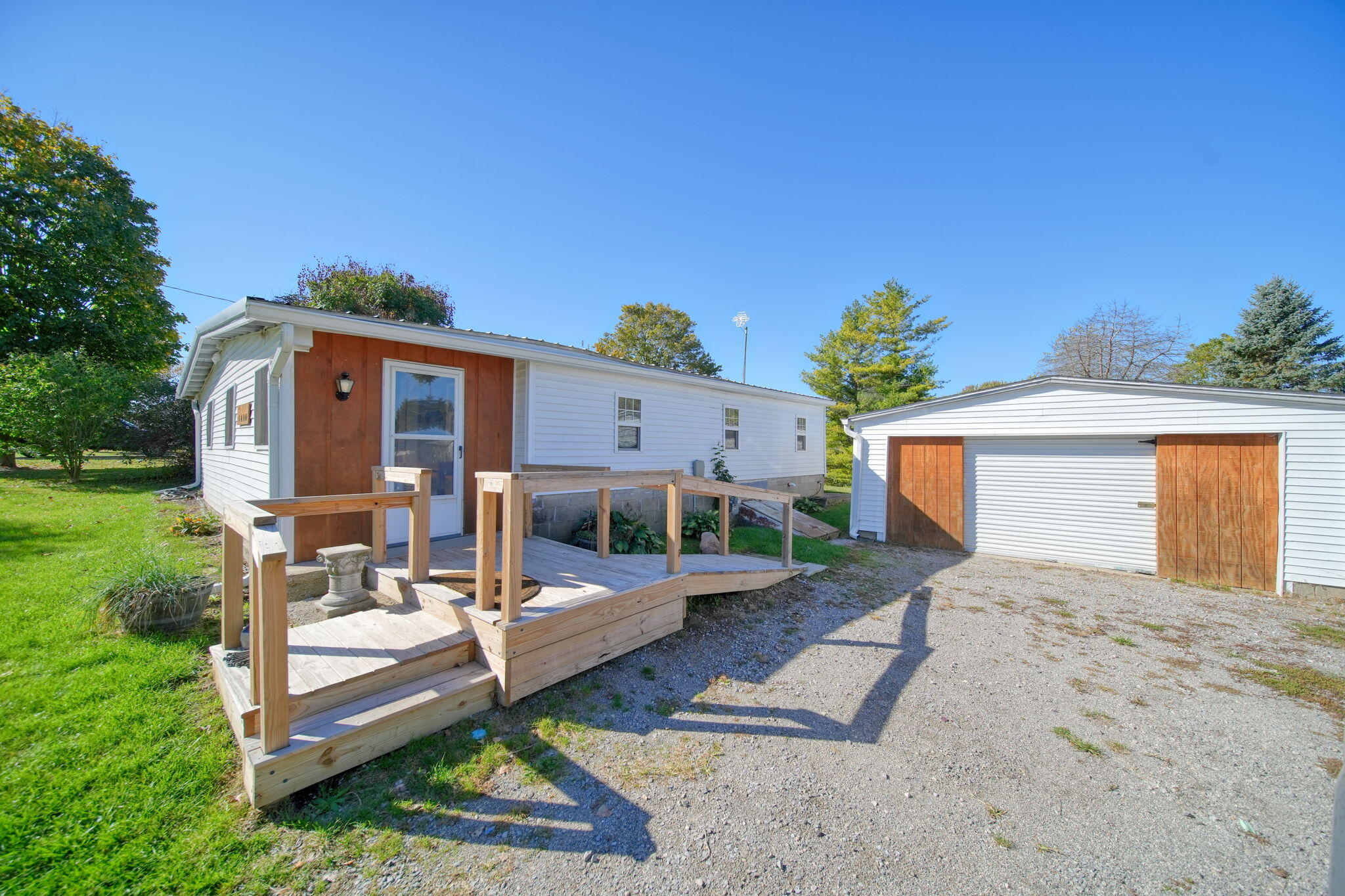 10104 Sand Creek Highway