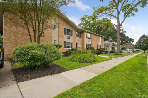 500 E Maplehurst Street Ferndale City MI 48220