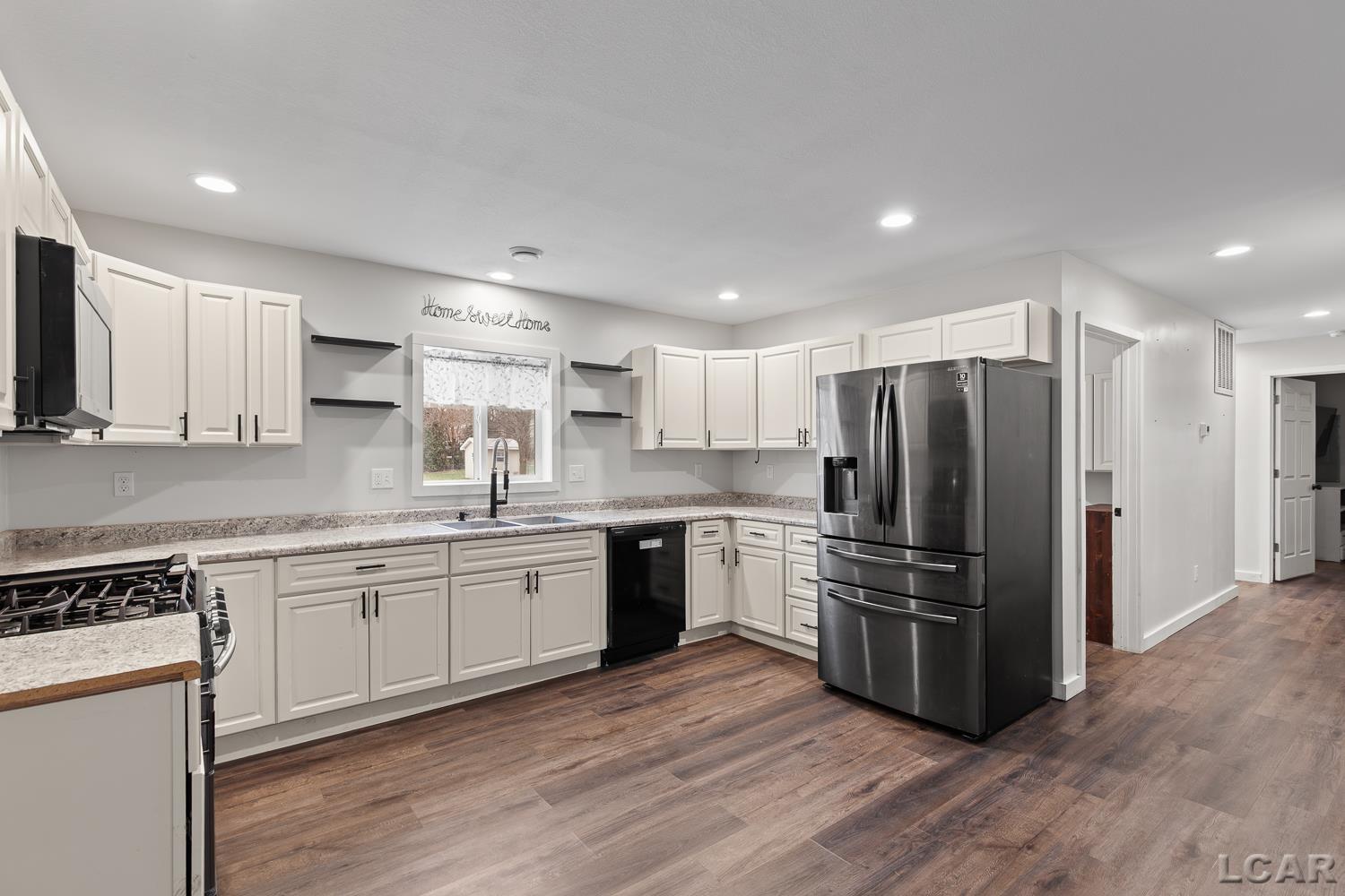 201 S Talbot Street Street